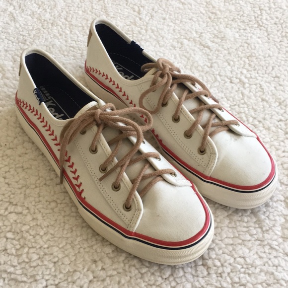 keds champion pennant